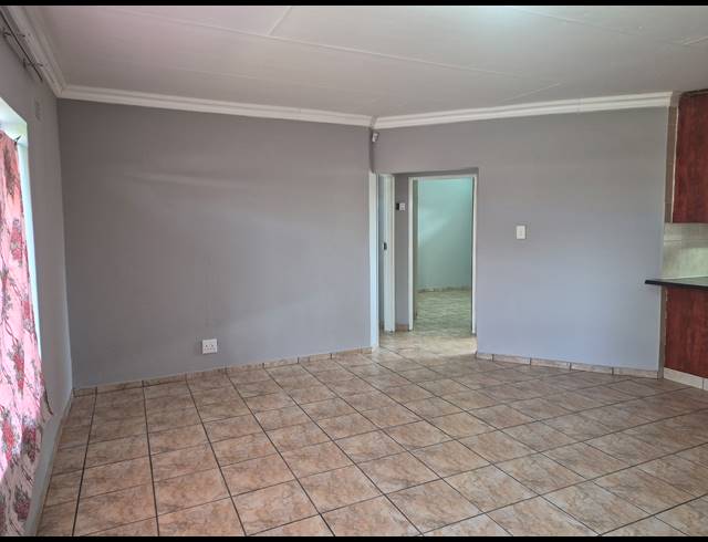 2 bed property to rent in FAIRLEIGH